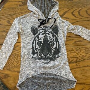 Hooded sweater